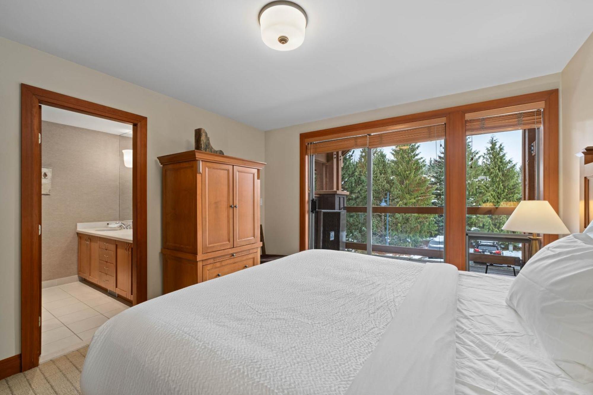 Montebello By Whistler Premier Exterior photo
