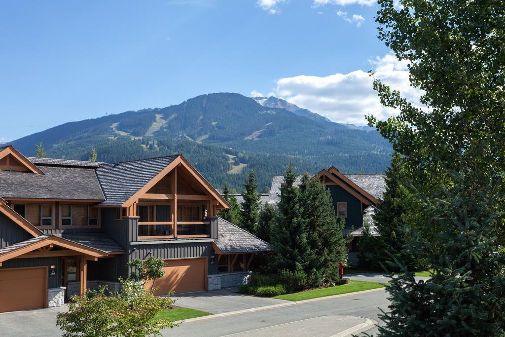 Montebello By Whistler Premier Exterior photo